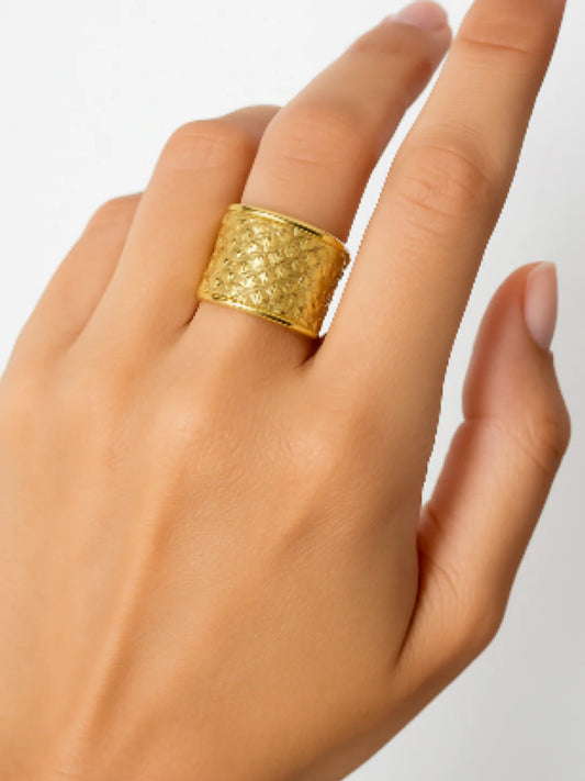 Aurelia Ring