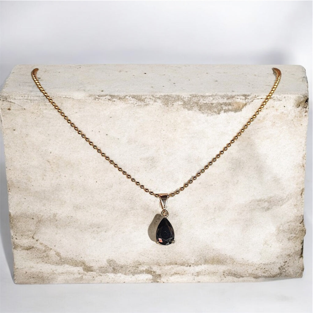 Clara Necklace