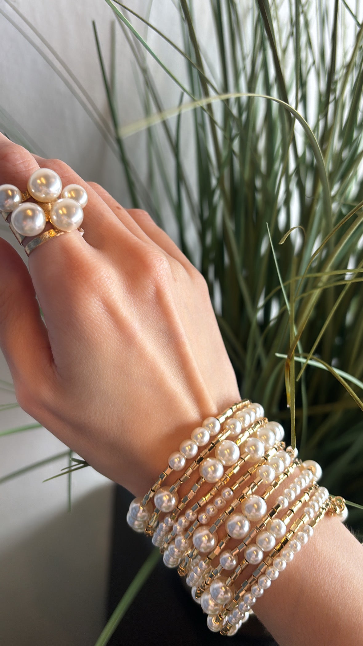 Beth Pearl Bracelet