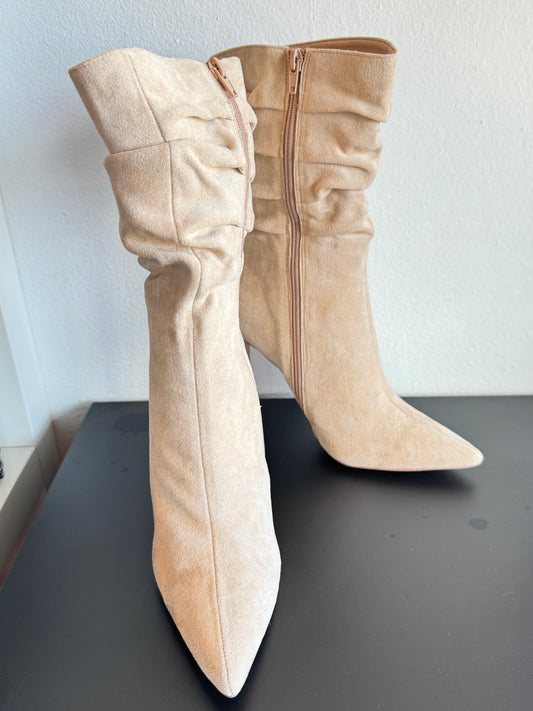 Leyla Beige Boots