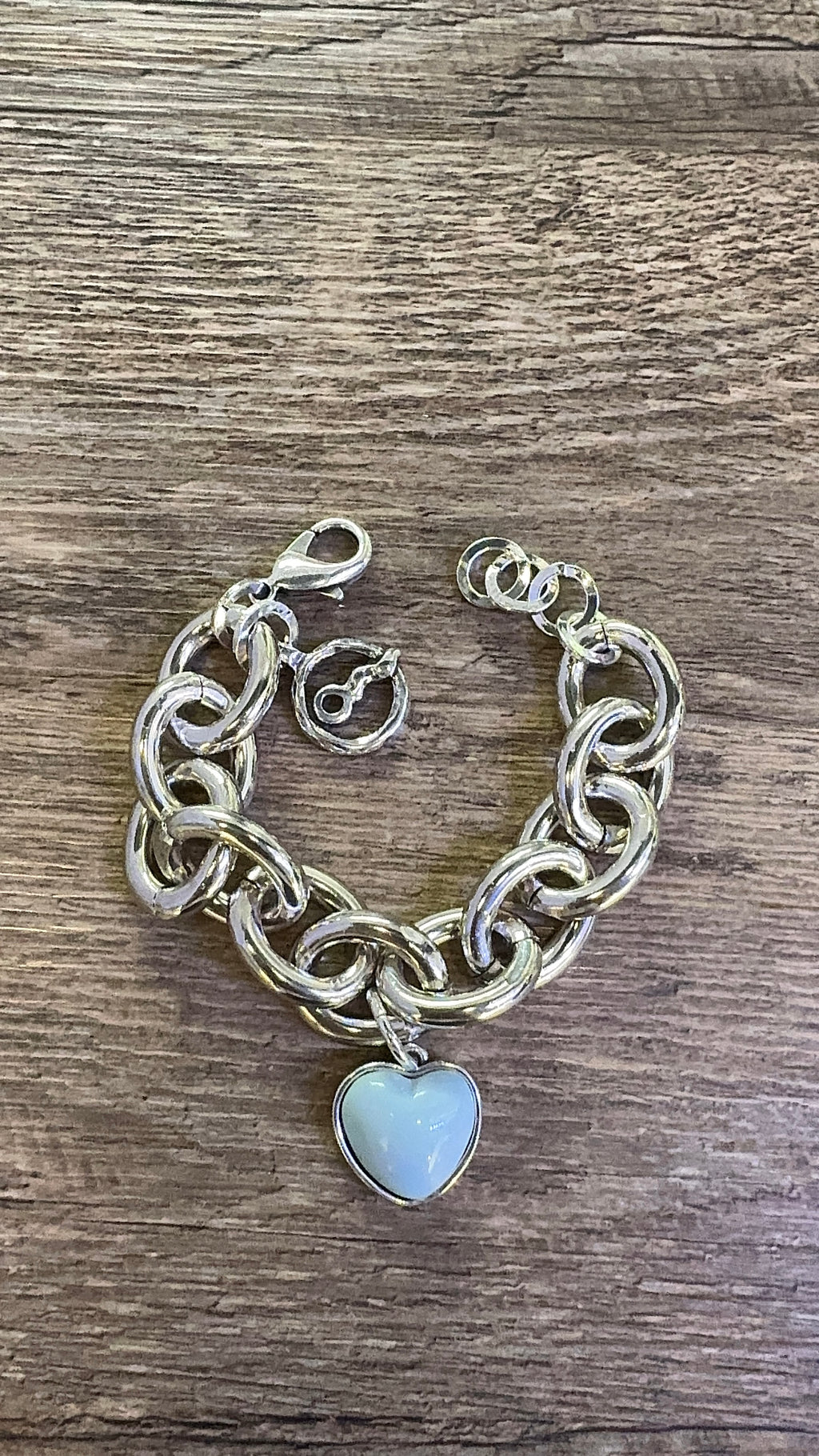 Maggie Heart Bracelet - Baby Blue