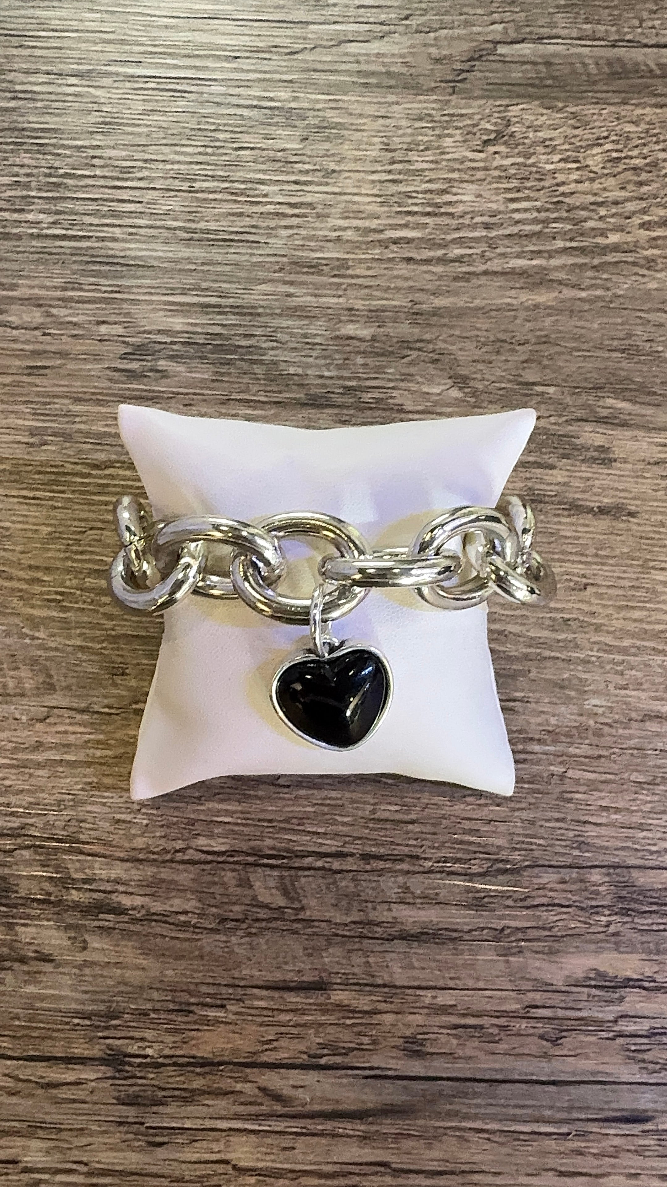 Maggie Heart Bracelet - Black