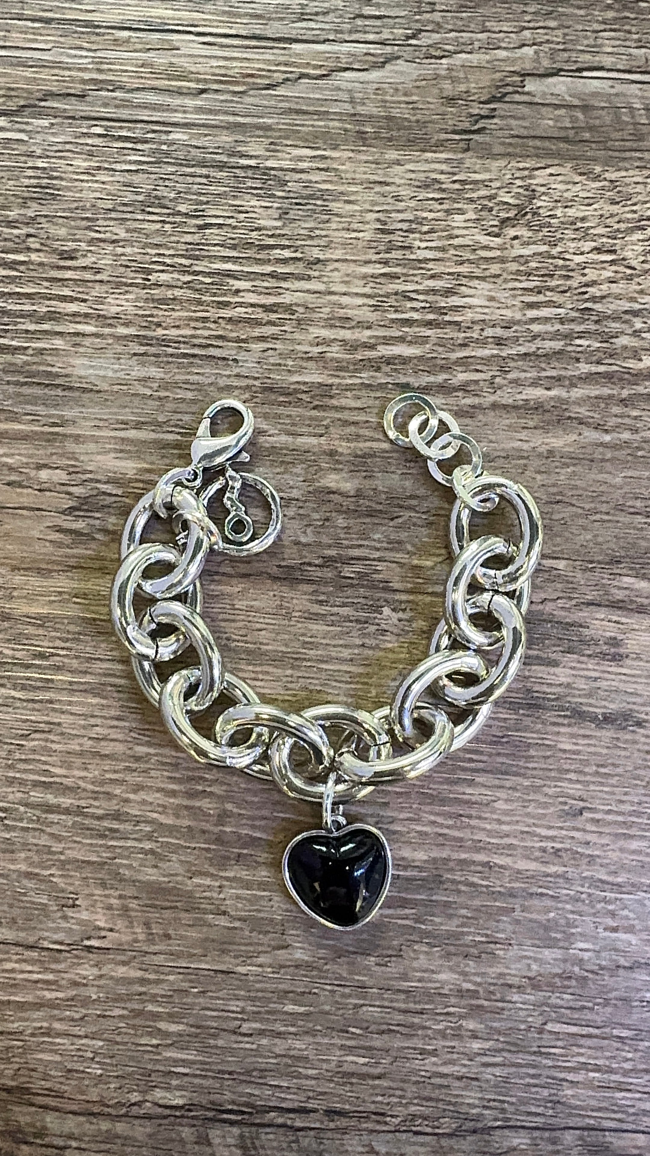 Maggie Heart Bracelet - Black