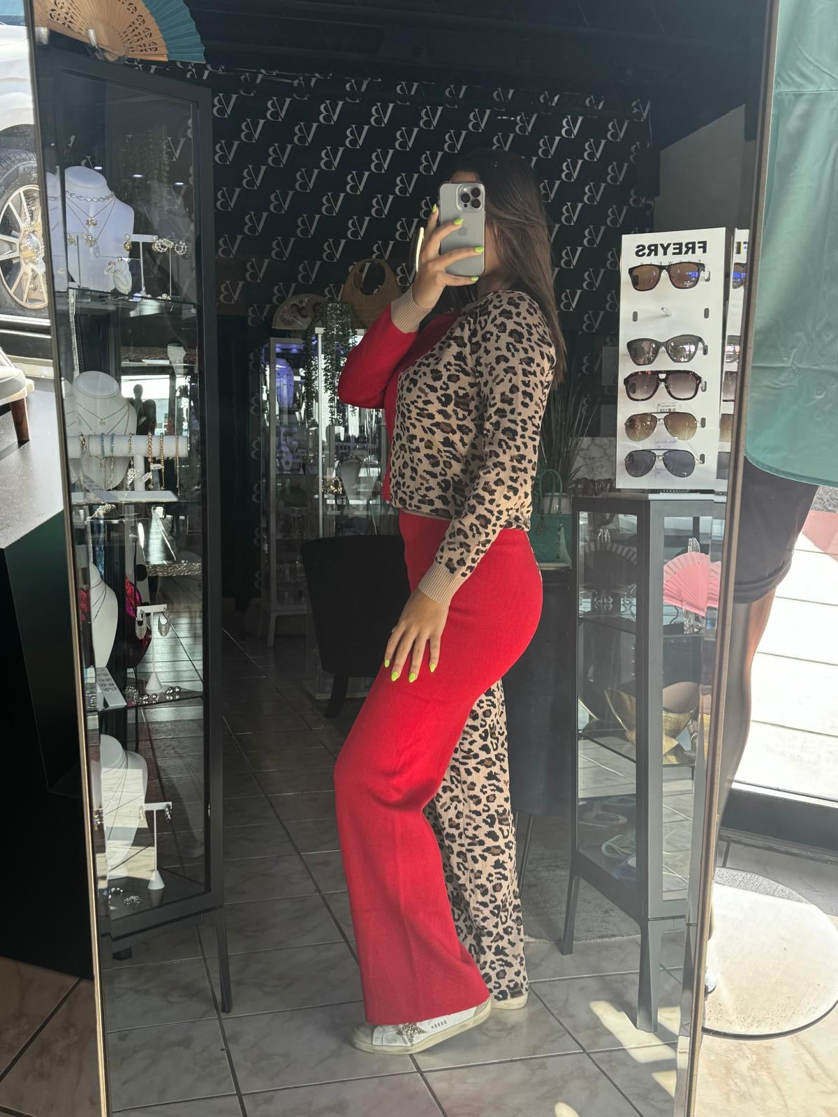 Red Leopard Set