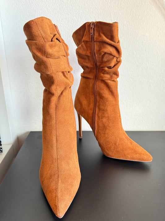 Leyla Tan Boots